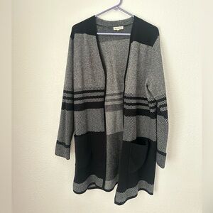 Margeaux and Ellie Cardigan Women’s XL Gray Black Long Sleeve Open Front Sweater